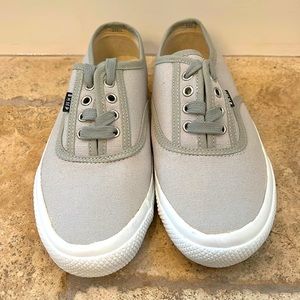 Hemp Canvas Sneakers